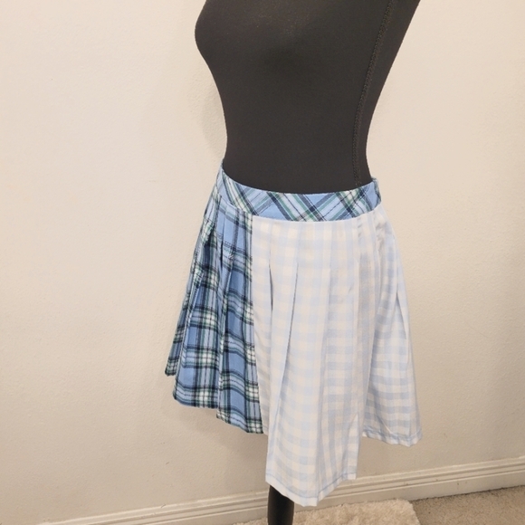 Forever 21+ Reworked Plaid Mini Skirt, NWT, Size 0X - Picture 3 of 12